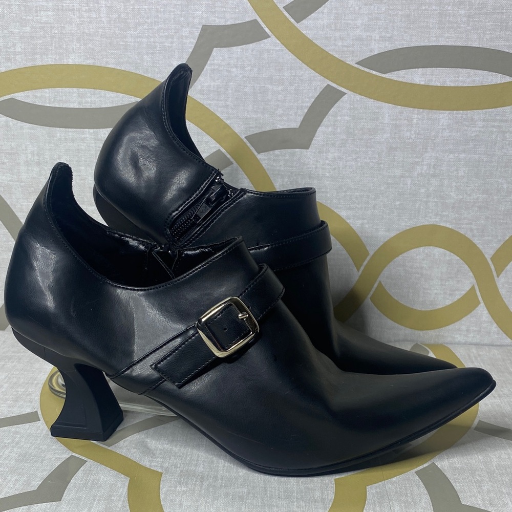 FUNTASMA Elf Bootie